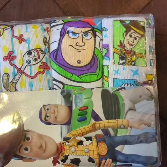 Toy Story 4 Boys 100% Cotton Briefs - Size 8 (5-Pack) - New in Package - Picture 7 of 7